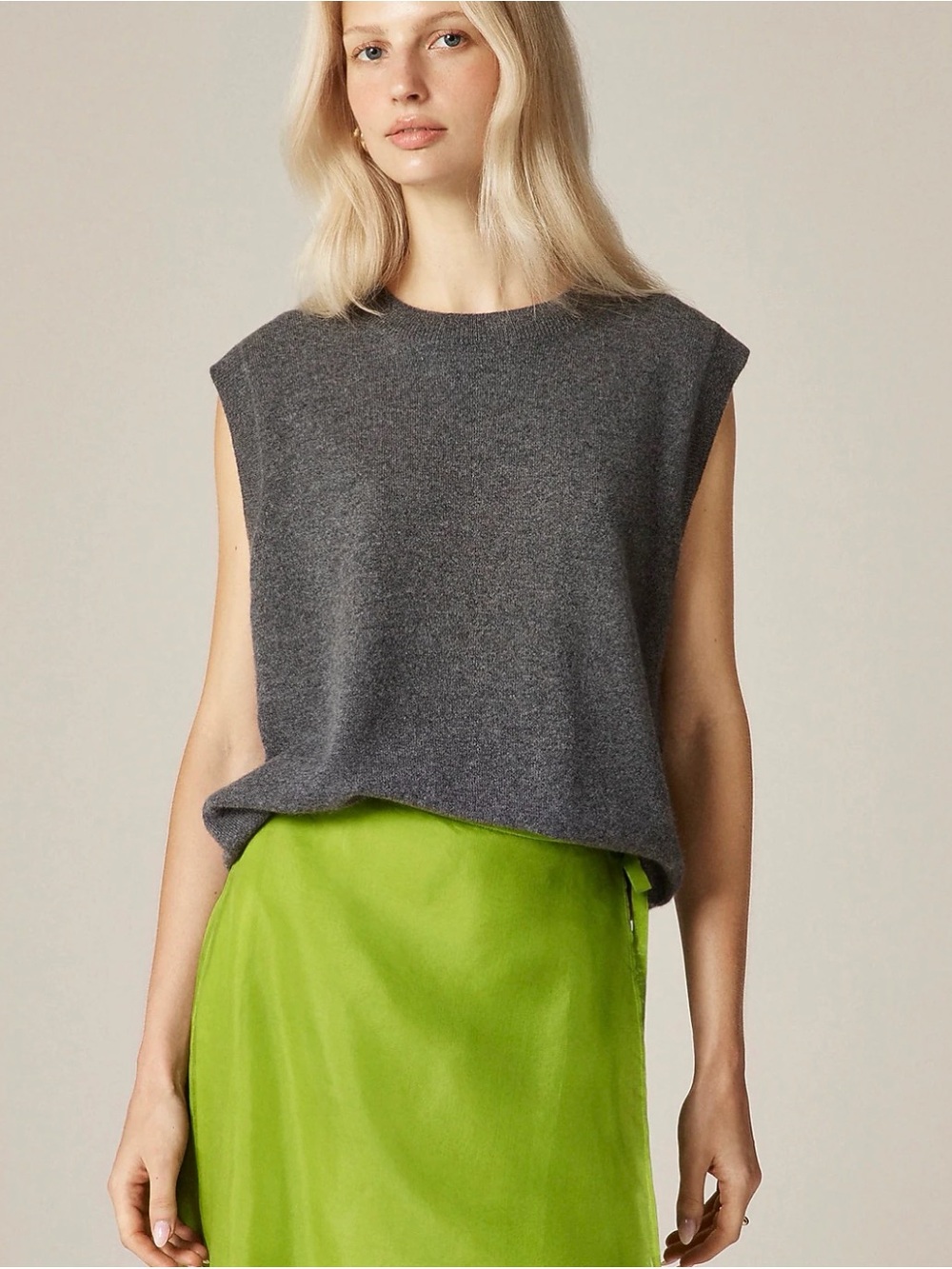 J CREW MEDIUM Cashmere relaxed‎ sweater-vest CM660